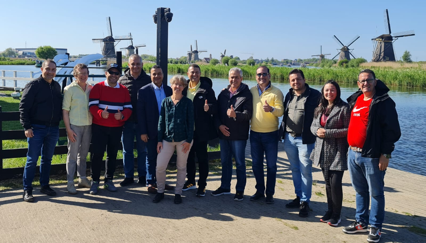 Group photo of Colombian directors